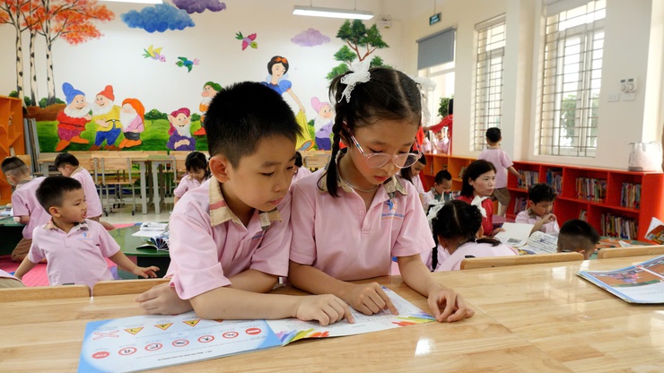 TRƯỜNG TIỂU HỌC THƯ LÂM TỔ CHỨC CHƯƠNG TRÌNH CHÀO MỪNG CÁC BÉ LỚP MẪU GIÁO LỚN TRƯỜNG MẦM NON LÂM TIÊN ĐẾN THAM QUAN, TRẢI NGHIỆM- Ảnh 20.