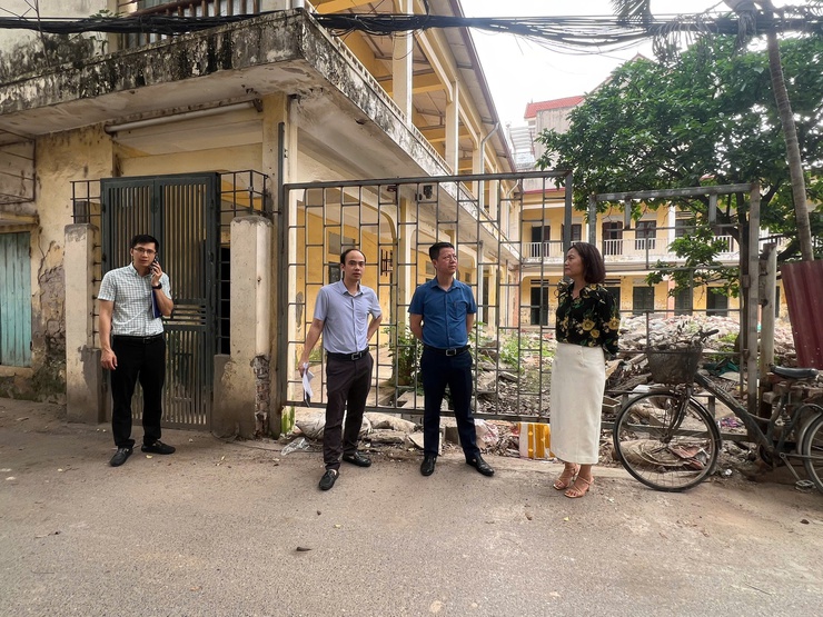 Khảo sát thực tế cơ sở vật chất của một số đơn vị thuộc phường để thực hiện công tác sắp xếp, xử lý tài sản công phường Tây Mỗ năm 2026- Ảnh 12.