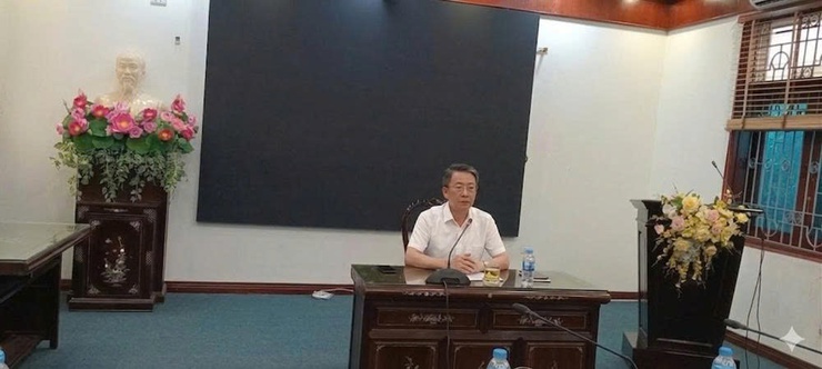 ĐỒNG CHÍ VƯƠNG NGUYÊN MINH - PHÓ BÍ THƯ THƯỜNG TRỰC ĐẢNG ỦY, CHỦ TỊCH HĐND XÃ CHỦ TRÌ PHIÊN HỌP THÁNG 4 CỦA THƯỜNG TRỰC HĐND XÃ- Ảnh 1.