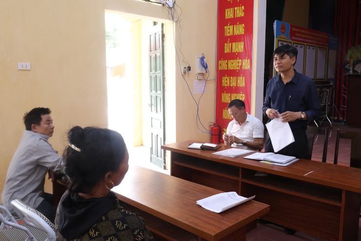 Hội nghị tuyên truyền, vận động phục vụ công tác giải phóng mặt bằng dự án “Cải tạo, nâng cấp tuyến đường liên xã Quảng Bị đi Thượng Vực”- Ảnh 4.