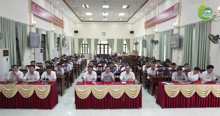 Phú Cát: Kiện toàn, bổ sung nhân sự Ban Chấp hành và Ban Thường vụ Đảng ủy nhiệm kỳ 2025–2030- Ảnh 1.