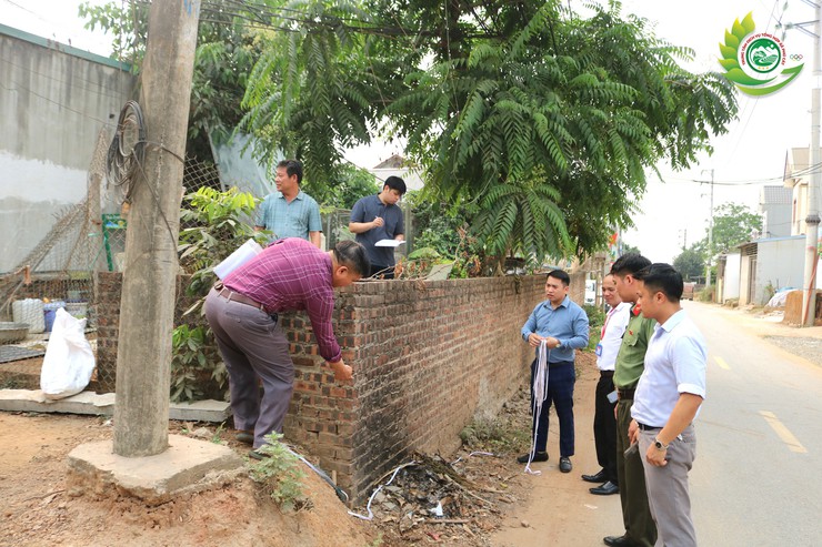 Tổ chức kiểm đếm bắt buộc thửa đất phục vụ dự án giao thông tại Phú Cát- Ảnh 2.