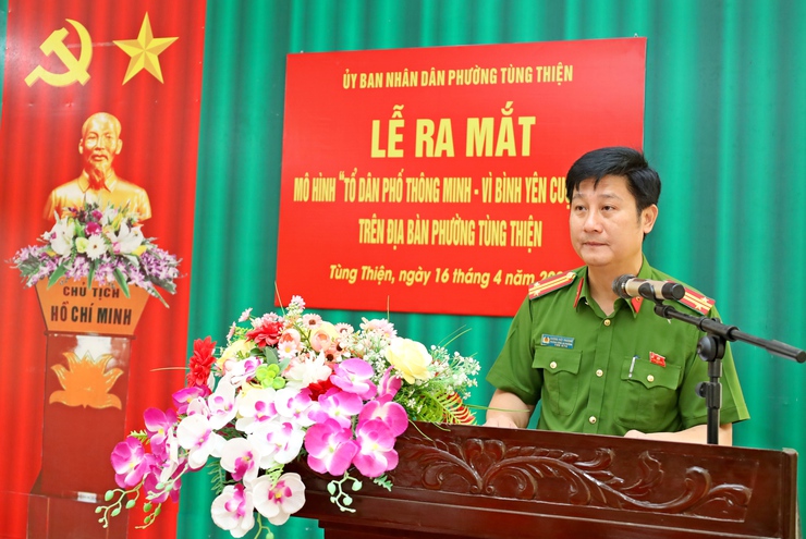 Phường Tùng Thiện ra mắt mô hình “Tổ dân phố thông minh – Vì bình yên cuộc sống”- Ảnh 1.