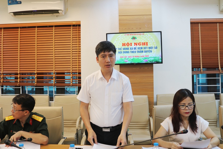 Quốc Oai họp tập thể UBND xã tháng 4/2026: Tập trung cao công tác chuẩn bị Lễ hội Chùa Thầy- Ảnh 4.