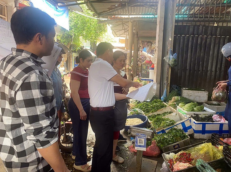 Xuân Mai tăng cường kiểm tra an toàn thực phẩm, truy xuất nguồn gốc nông lâm thủy sản- Ảnh 3.