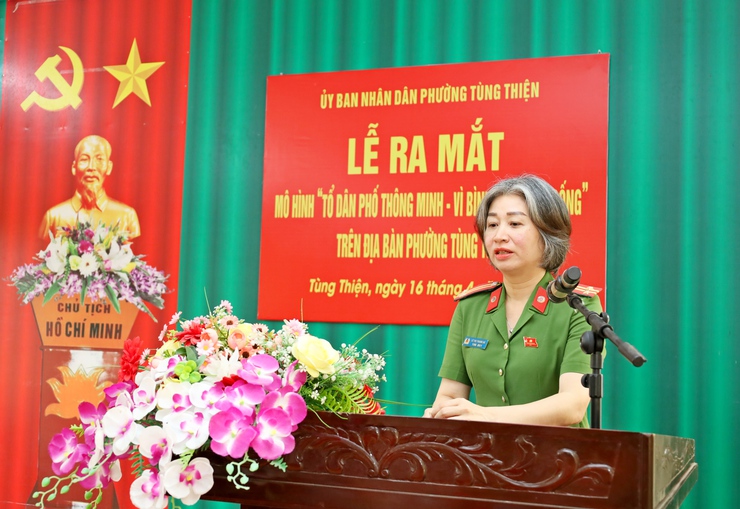 Phường Tùng Thiện ra mắt mô hình “Tổ dân phố thông minh – Vì bình yên cuộc sống”- Ảnh 3.