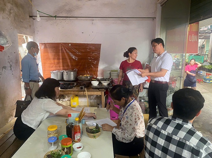 Xuân Mai tăng cường kiểm tra an toàn thực phẩm, truy xuất nguồn gốc nông lâm thủy sản- Ảnh 5.