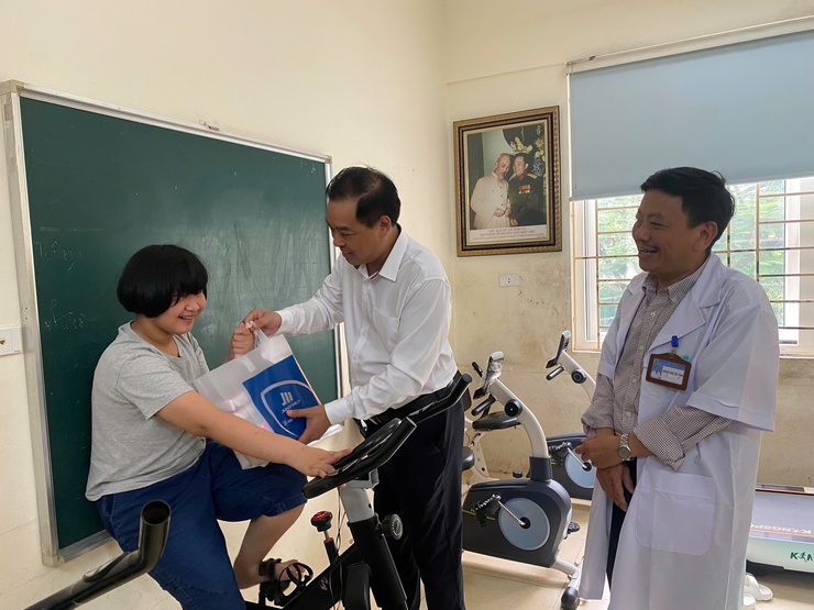 Chung tay vì người khuyết tật - Hòa nhập và phát triển- Ảnh 5.