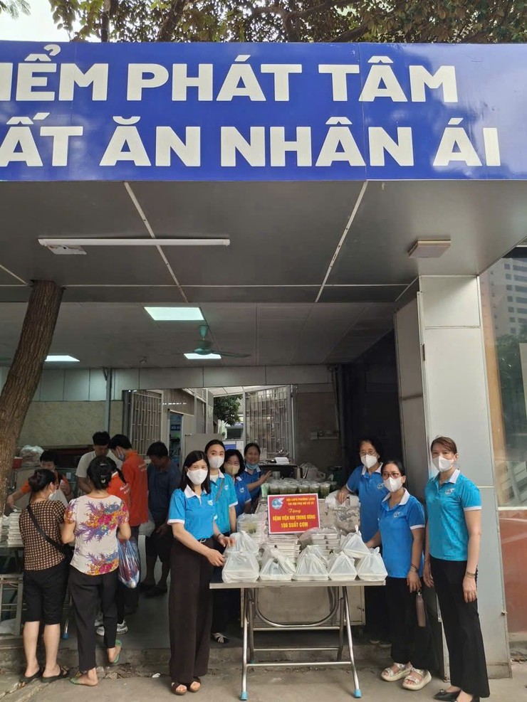 NHỮNG CÂU CHUYỆN ĐẸP TỪ NHỮNG ĐIỀU BÌNH DỊ- Ảnh 2.