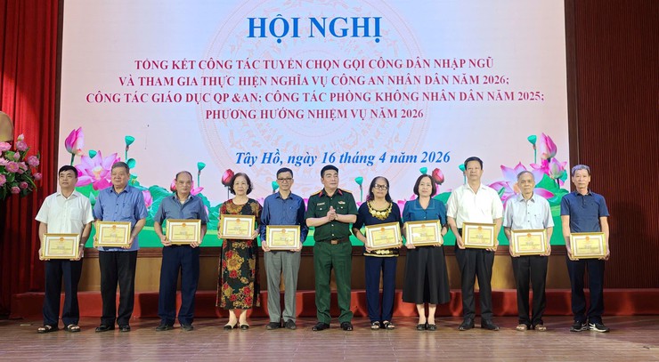 Phường Tây Hồ: Hoàn thành xuất sắc chỉ tiêu tuyển quân và giữ vững thế trận quốc phòng toàn dân năm 2026- Ảnh 8.