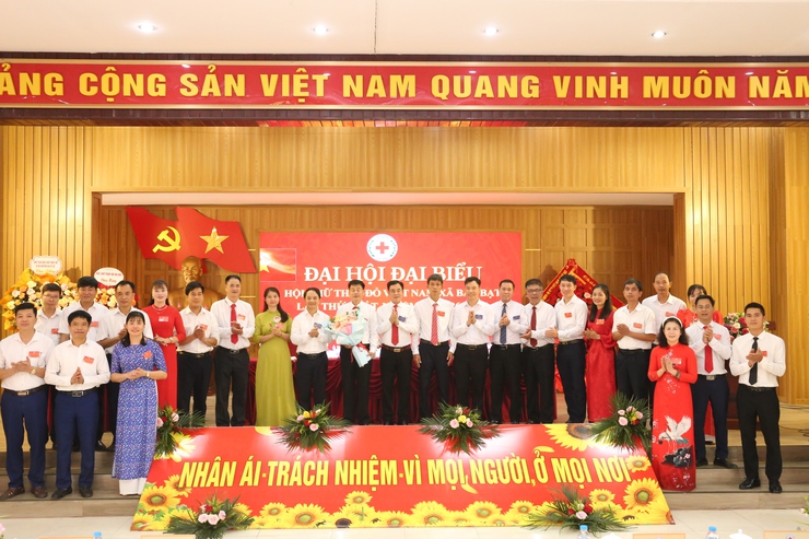 Đại hội Hội Chữ thập đỏ xã Bất Bạt lần thứ I: Lan tỏa giá trị nhân ái, hướng tới phát triển bền vững- Ảnh 7.