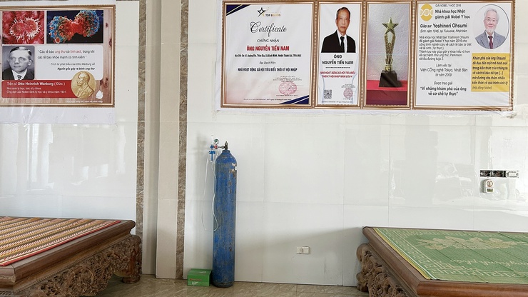 Xã Quảng Bị kiểm tra cơ sở chữa bệnh bằng “nước kiềm” tại thôn Bến- Ảnh 4.