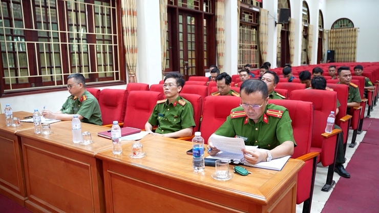 Hội nghị triển khai phương án bảo đảm ANTT tại lễ đón nhận quyết định công nhận bảo vật Quốc gia và lễ hội truyền thống Đền Mẫu - Ảnh 3.