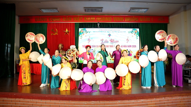 Liên hoan tiêng hat dân ca Ngươi cao tuôi xa Dương Hoa năm 2026- Ảnh 5.