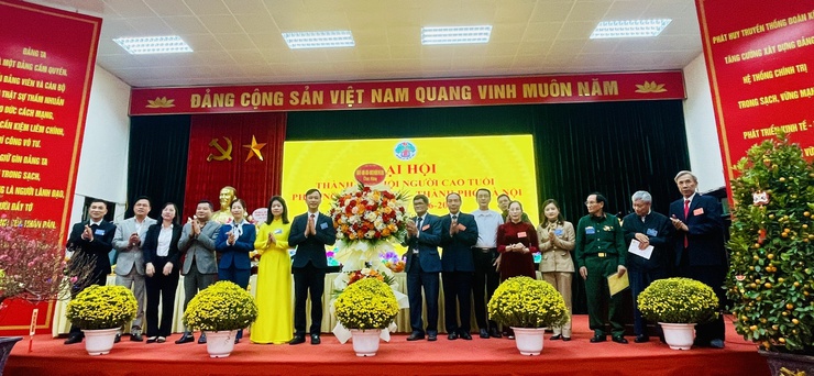 Phường Phú Lương triển khai khảo sát nhu cầu việc làm của người cao tuổi- Ảnh 1.