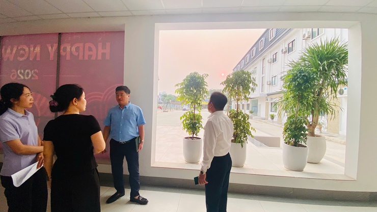 KIỂM TRA CÔNG TÁC CHUẨN BỊ TUYỂN SINH TẠI TRƯỜNG PHỔ THÔNG PHÙNG HƯNG- Ảnh 3.