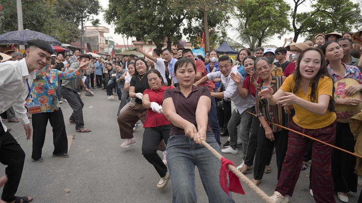 Giữ lửa truyền thống từ lễ hội đua trải thôn Hữu Vĩnh- Ảnh 4.