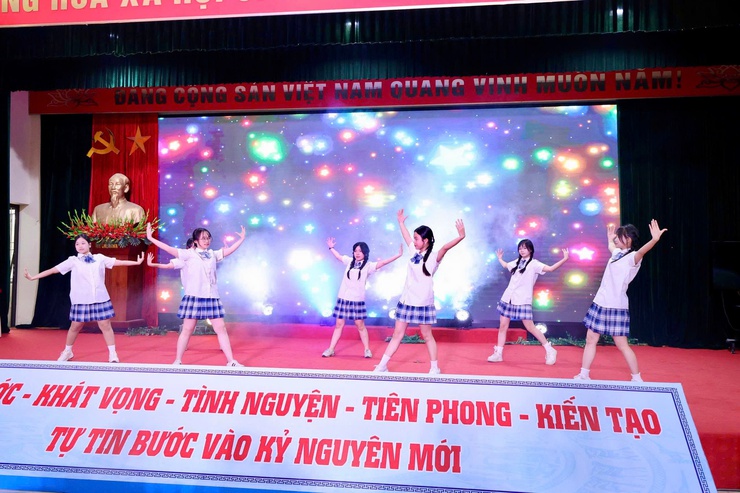 Đại hội Hội LHTN Việt Nam xã Thiên Lộc lần thứ I thành công tốt đẹp: Khơi dậy khát vọng cống hiến, phát huy vai trò tiên phong của thanh niên trong kỷ nguyên số.- Ảnh 21.