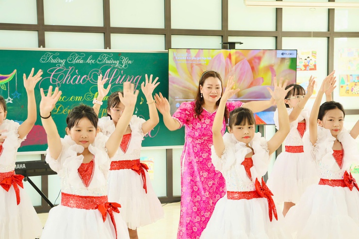Trường Tiểu học Trường Yên tổ chức Ngày hội đón học sinh mầm non đến trải nghiệm- Ảnh 17.