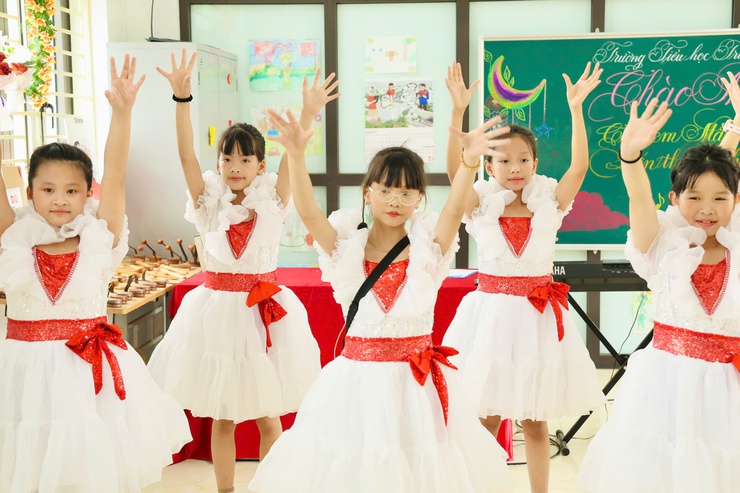 Trường Tiểu học Trường Yên tổ chức Ngày hội đón học sinh mầm non đến trải nghiệm- Ảnh 23.