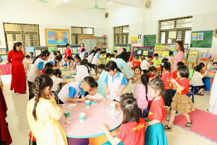 Trường Tiểu học Trường Yên tổ chức Ngày hội đón học sinh mầm non đến trải nghiệm- Ảnh 32.