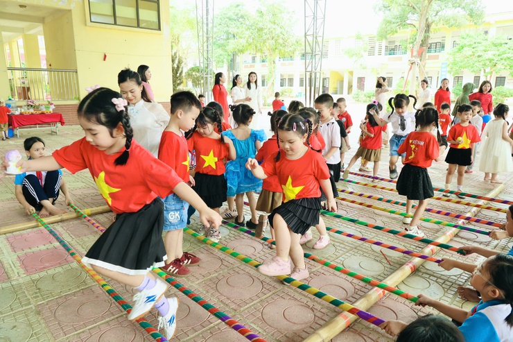 Trường Tiểu học Trường Yên tổ chức Ngày hội đón học sinh mầm non đến trải nghiệm- Ảnh 33.