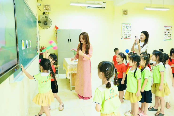 Trường Tiểu học Trường Yên tổ chức Ngày hội đón học sinh mầm non đến trải nghiệm- Ảnh 34.