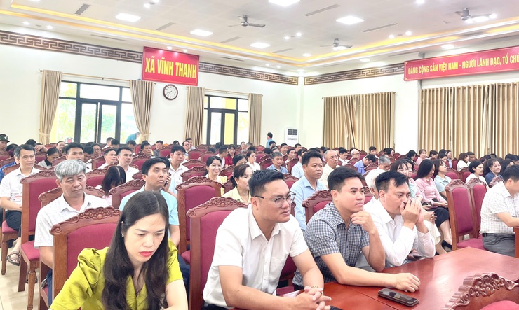 Đảng ủy xã Vĩnh Thanh tổ chức Hội nghị tập huấn, bồi dưỡng công tác tổ chức xây dựng Đảng gắn với chuyển đổi số- Ảnh 5.