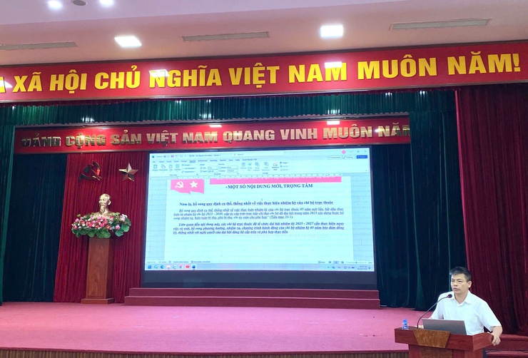 Đảng ủy xã Vĩnh Thanh tổ chức Hội nghị tập huấn, bồi dưỡng công tác tổ chức xây dựng Đảng gắn với chuyển đổi số- Ảnh 11.