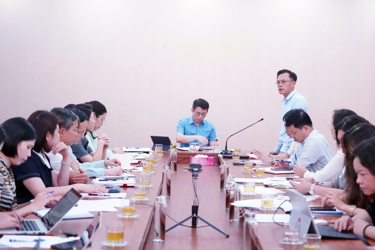 Sở Văn hóa và Thể thao Hà Nội làm việc với các địa phương về phát triển công nghiệp văn hóa và bảo tồn di sản tại phường Chương Mỹ- Ảnh 1.