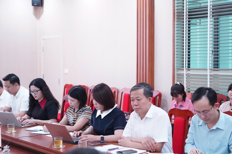 Sở Văn hóa và Thể thao Hà Nội làm việc với các địa phương về phát triển công nghiệp văn hóa và bảo tồn di sản tại phường Chương Mỹ- Ảnh 3.