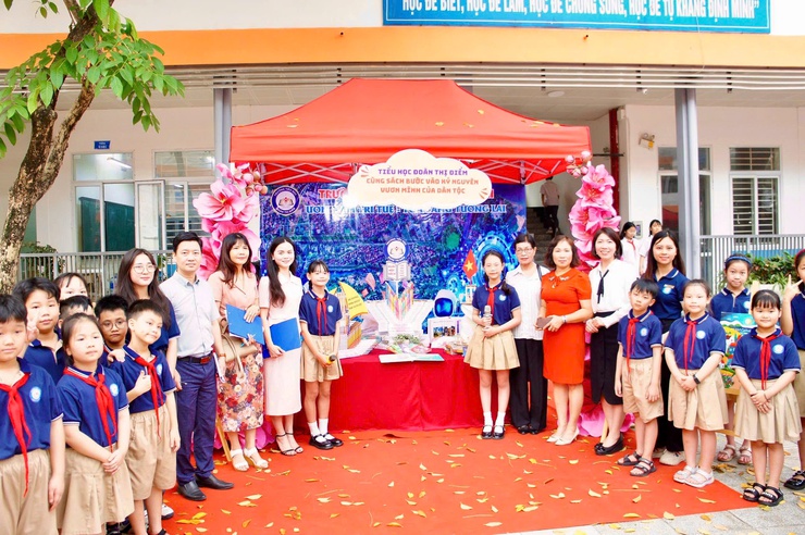 Phường Phú Thượng sôi nổi tổ chức ngày hội sách và văn hóa đọc Việt Nam năm 2026 – lan tỏa tri thức, khơi nguồn đam mê đọc sách- Ảnh 16.