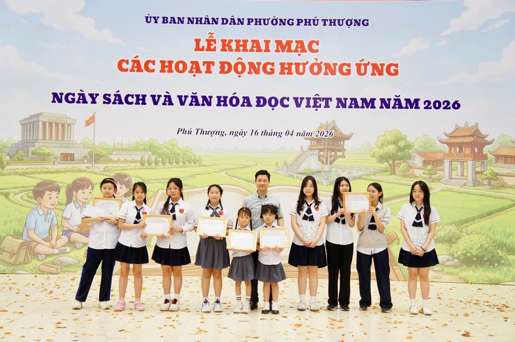 Phường Phú Thượng sôi nổi tổ chức ngày hội sách và văn hóa đọc Việt Nam năm 2026 – lan tỏa tri thức, khơi nguồn đam mê đọc sách- Ảnh 19.