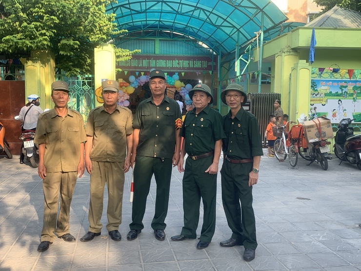 Cựu chiến binh phường Long Biên gương mẫu tham gia giữ gìn an ninh trật tự tại địa bàn dân cư- Ảnh 1.