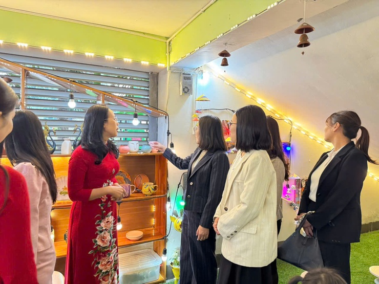 Công đoàn phường Long Biên: Đổi mới nội dung, nâng cao chất lượng xây dựng văn hóa công sở- Ảnh 1.