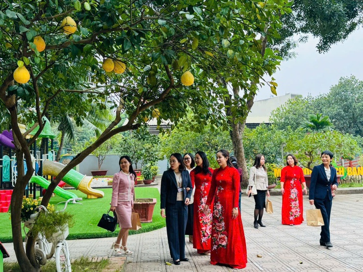 Công đoàn phường Long Biên: Đổi mới nội dung, nâng cao chất lượng xây dựng văn hóa công sở- Ảnh 4.