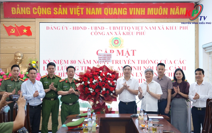 Xã Kiều Phú: Kỷ niệm 80 năm ngày truyền thống các lực lượng trong CAND- Ảnh 1.