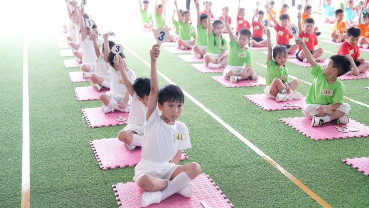 Trường Mầm non Dương Liễu tổ chức Hội thi “Bé khoẻ - Bé ngoan” và tổng kết mô hình giáo dục trọng điểm năm học 2025-2026 - Ảnh 12.