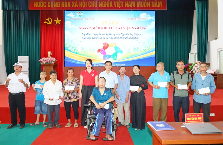 Hội Người khuyết tật phường Tùng Thiện tổ chức chương trình tọa đàm với chủ đề Quyền và nghĩa vụ của người khuyết tật- Ảnh 4.