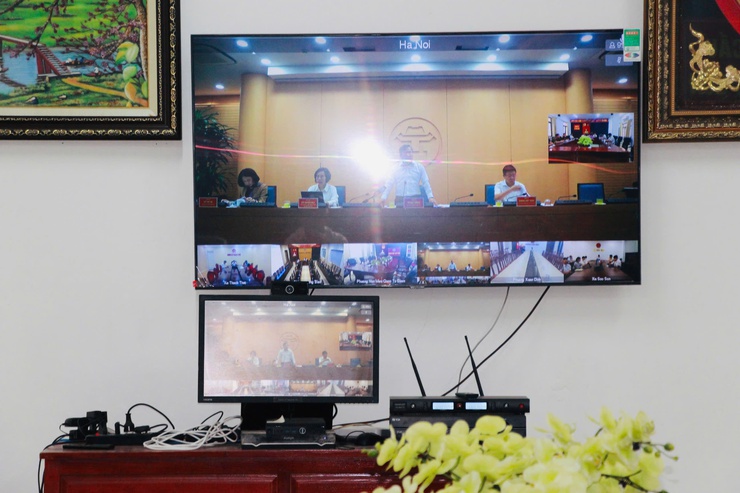Hội nghị trực tuyến phiên họp thường kỳ tháng 4.2026 của UBND thành phố Hà Nội- Ảnh 2.