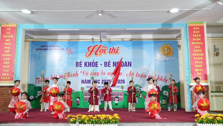 Trường Mầm non Dương Liễu tổ chức Hội thi “Bé khoẻ - Bé ngoan” và tổng kết mô hình giáo dục trọng điểm năm học 2025-2026 - Ảnh 9.