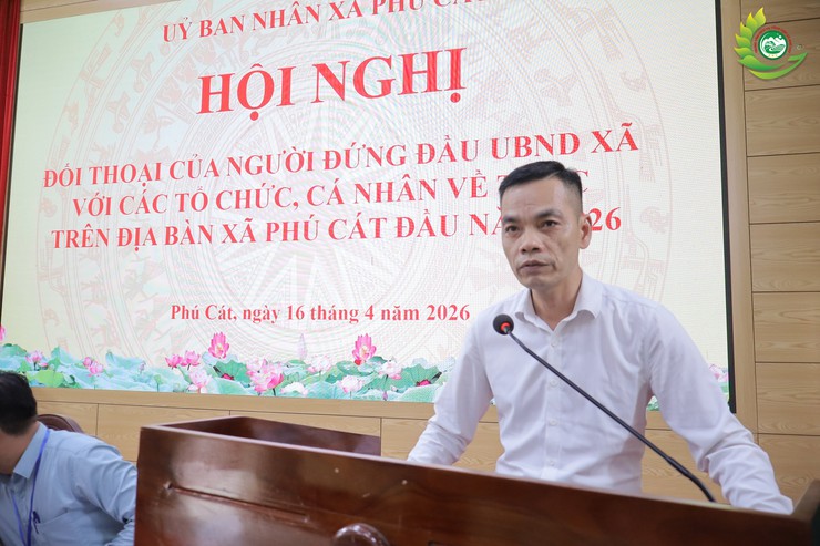 PHÚ CÁT: ĐỐI THOẠI TRỰC TIẾP NÂNG CAO CHẤT LƯỢNG GIẢI QUYẾT THỦ TỤC HÀNH CHÍNH- Ảnh 2.