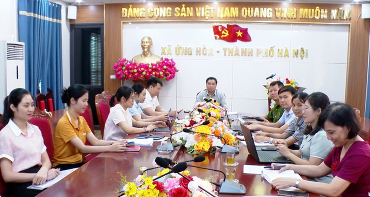 UBND XÃ ỨNG HÒA THAM DỰ HỘI NGHỊ TRỰC TUYẾN VỀ CẢI CÁCH HÀNH CHÍNH.- Ảnh 2.