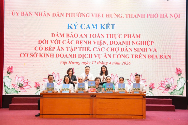 PHƯỜNG VIỆT HƯNG TỔNG LỰC RA QUÂN THÁNG HÀNH ĐỘNG VÌ AN TOÀN THỰC PHẨM 2026: QUẢN LÝ BẰNG MÔ HÌNH, KIỂM SOÁT BẰNG DỮ LIỆU- Ảnh 5.