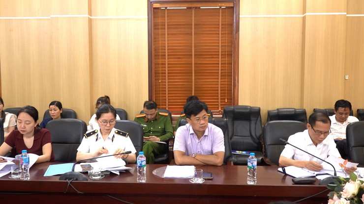 Đoàn kiểm tra Liên ngành Thành phố làm việc với 12 xã về công tác quản lý giết mổ, hinh doanh động vật và sản phẩm động vật.- Ảnh 3.