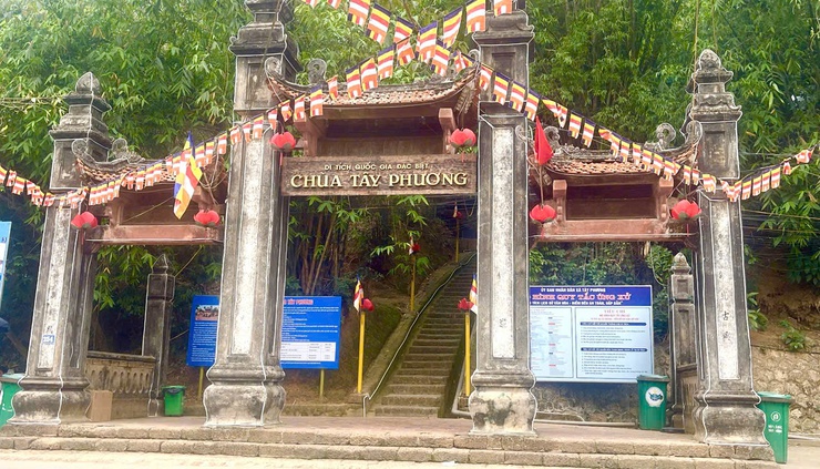 TÂY PHƯƠNG CHỦ ĐỘNG ĐẢM BẢO CÔNG TÁC Y TẾ PHỤC VỤ LỄ HỘI CHÙA TÂY PHƯƠNG NĂM 2026- Ảnh 1.