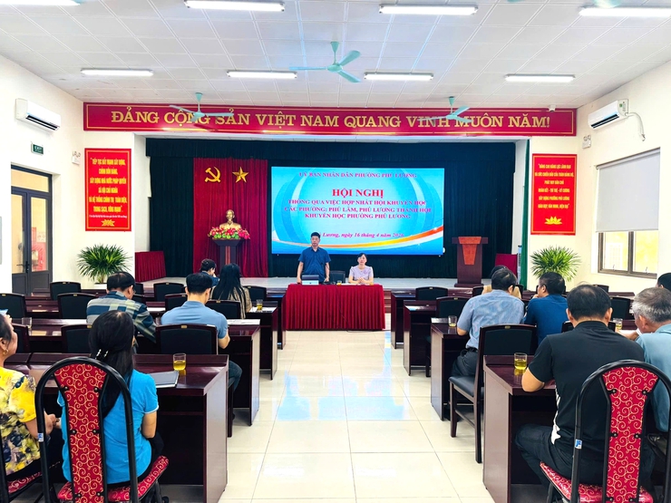 Phường Phú Lương thông qua việc hợp nhất Hội khuyến học các phường Phú Lương, Phú Lãm (cũ) thành hội khuyến học phường Phú Lương- Ảnh 1.