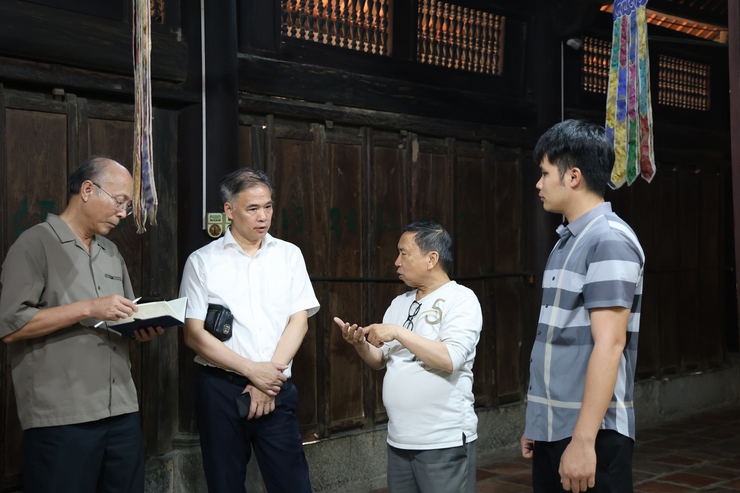 Đoàn công tác của Trung tâm Bảo tồn Di sản Thăng Long – Hà Nội về khảo sát, nghiên cứu tại Chùa Bối Khê – Di tích Quốc gia đặc biệt- Ảnh 1.