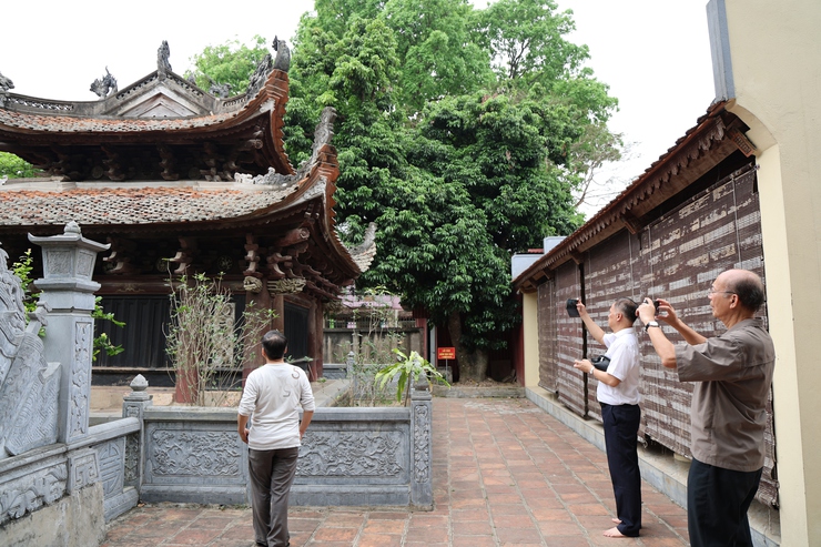 Đoàn công tác của Trung tâm Bảo tồn Di sản Thăng Long – Hà Nội về khảo sát, nghiên cứu tại Chùa Bối Khê – Di tích Quốc gia đặc biệt- Ảnh 4.