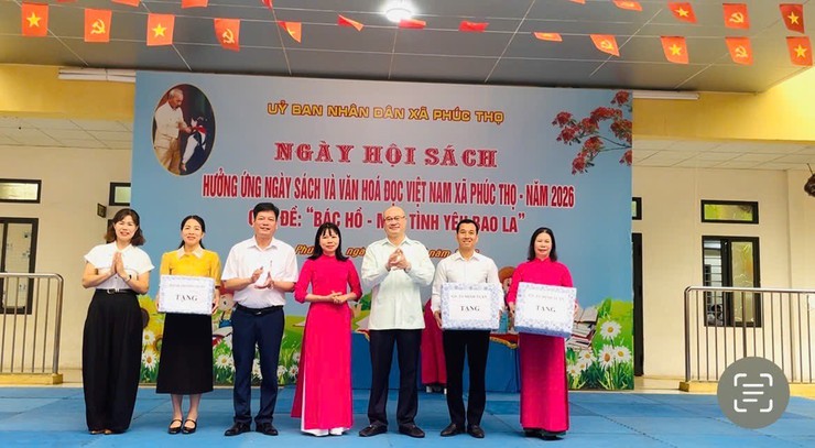Phúc Thọ lan tỏa Ngày hội sách năm 2026 với chủ đề "Bác Hồ - Một tình yêu bao la"- Ảnh 12.